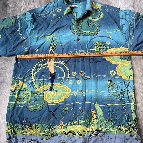 Tommy Bahama Mermaid Hawaiian Shirt Medium 100% silk rare print - Picture 5 of 8